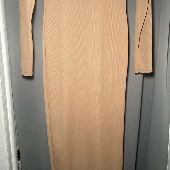 PrettyLittleThing Tan Ribbed Long Sleeve Midi Dress Size 10 - Picture 5 of 11